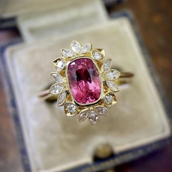 "18K Gold Plated Flower Shaped Red 3A CZ Women Ring, FB16FA1038 - Picture 4 of 7